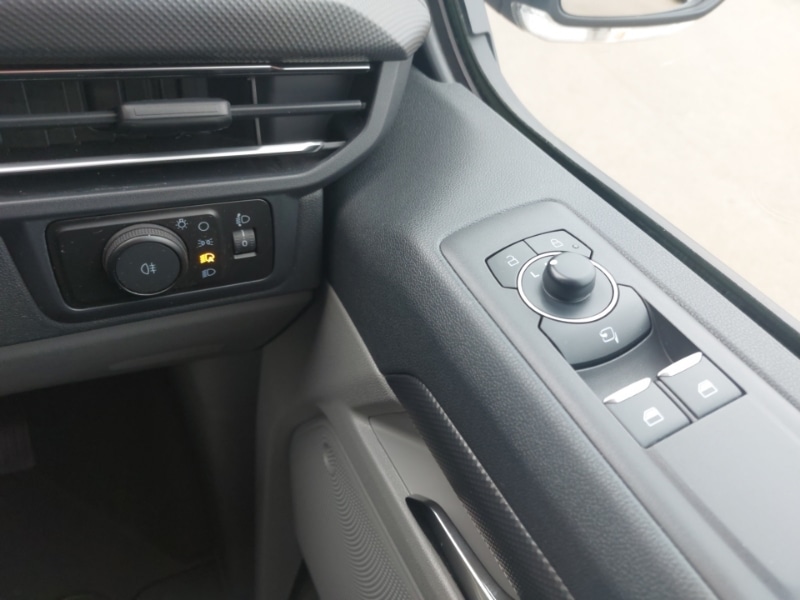 Used Ford Transit Custom 2024 for sale - 77999918: Photo 13