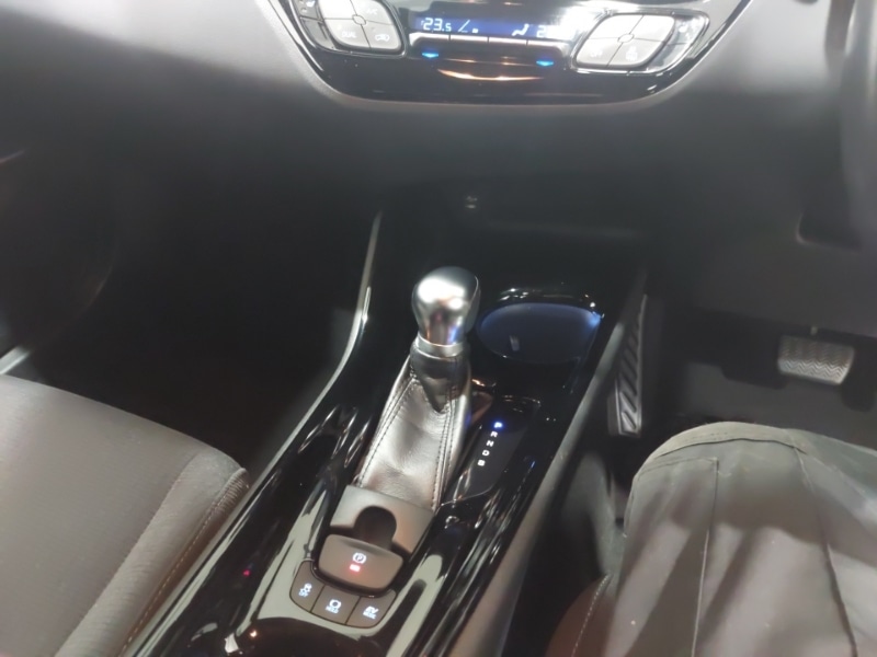 Used Toyota C-HR 2018 for sale - 77223430: Photo 12