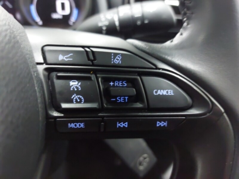 Used Toyota Yaris 2023 for sale - 77816219: Photo 14