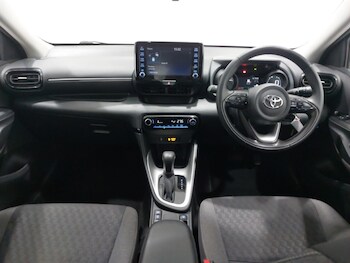 Used Toyota Yaris 2023 for sale - 77816219: Photo