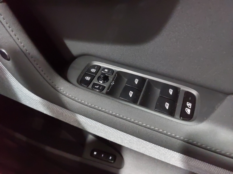 Used Polestar Polestar 2 2023 for sale - 77838015: Photo 13