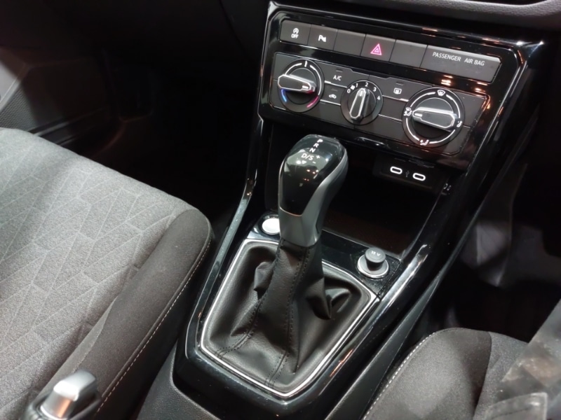 Used Volkswagen T-Cross 2024 for sale - 77126134: Photo 12