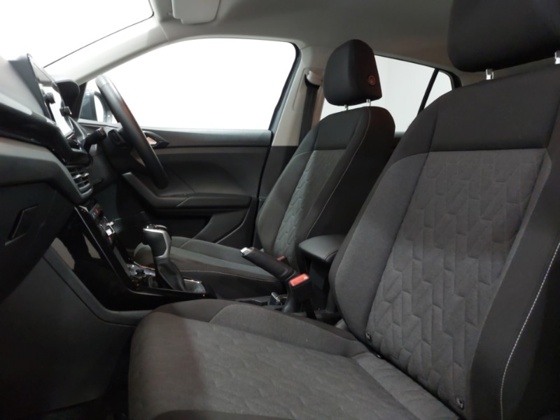 Used Volkswagen T-Cross 2024 for sale - 77126134: Photo 5