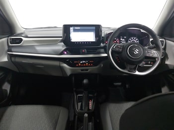 Used Suzuki Swift 2025 for sale - 77674418: Photo