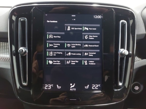 Used Volvo XC40 2022 for sale - 76199077: Photo 17