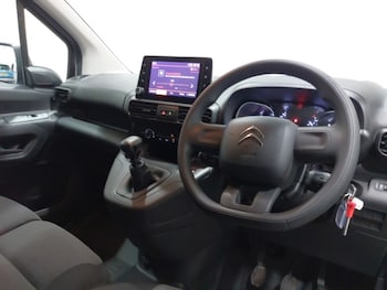 Used Citroen Berlingo 2023 for sale - 75576633: Photo