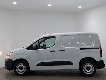 Used Citroen Berlingo 2023 for sale - 75576633: Photo