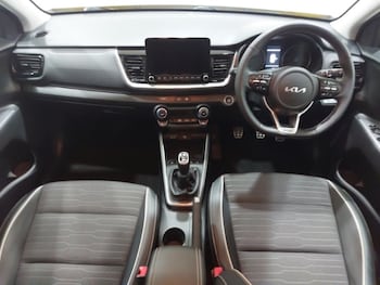 Used Kia Stonic 2023 for sale - 79231907: Photo
