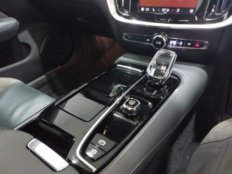 Used Volvo V60 2022 for sale - 77273156: Photo 12