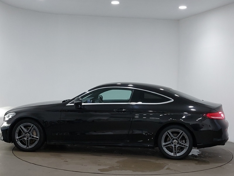 Used Mercedes-Benz C Class 2019 for sale - 76838991: Photo 4