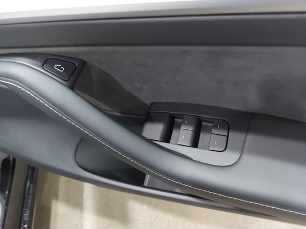 Used Tesla Model 3 2022 for sale - 76233332: Photo 12