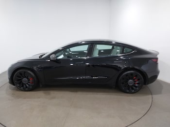 Used Tesla Model 3 2022 for sale - 76233332: Photo 4