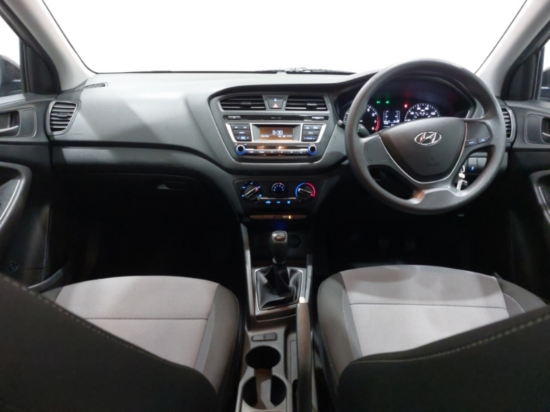 Used Hyundai i20 2017 for sale - 77047063: Photo 2