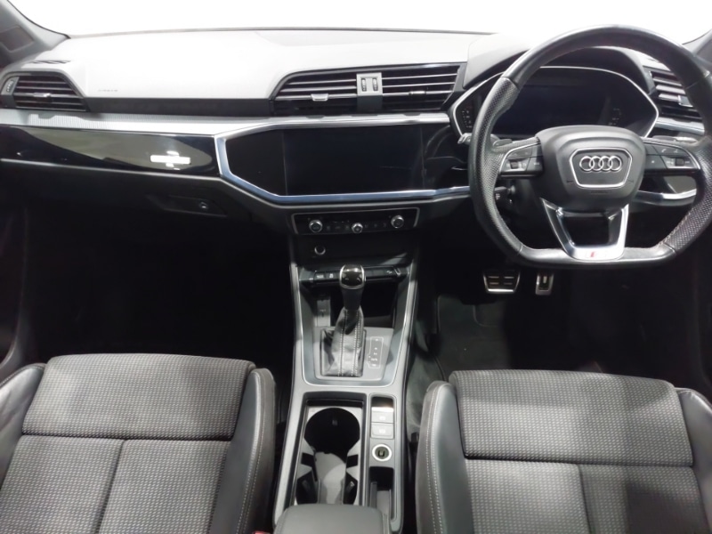 Used Audi Q3 2021 for sale - 76052010: Photo 2