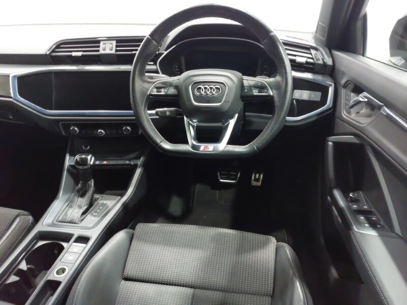 Used Audi Q3 2021 for sale - 76052010: Photo 7