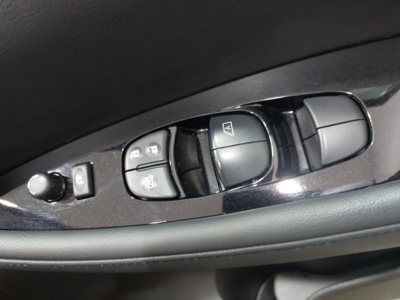 Used Nissan Leaf 2021 for sale - 77731777: Photo 14