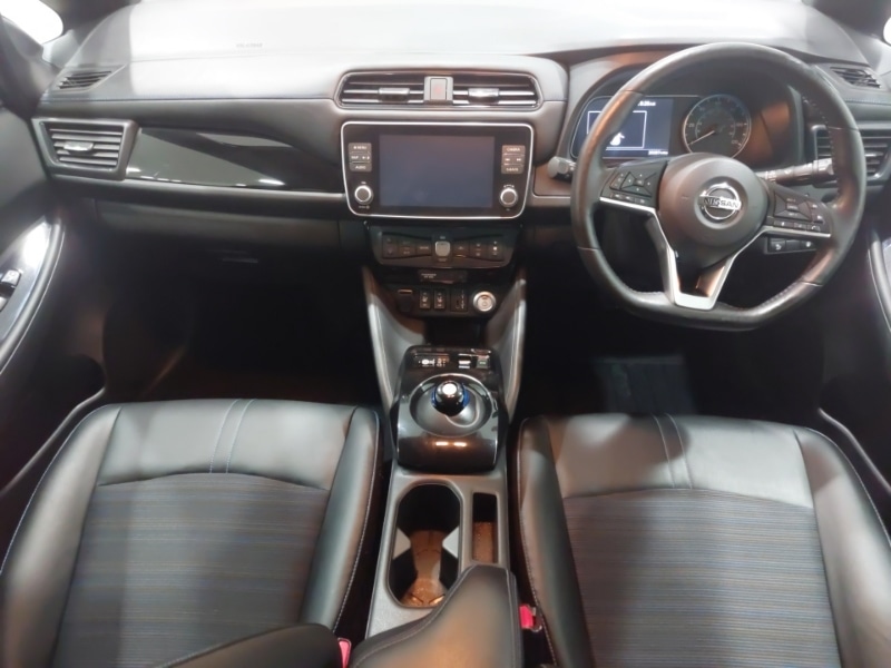 Used Nissan Leaf 2021 for sale - 77731777: Photo 2