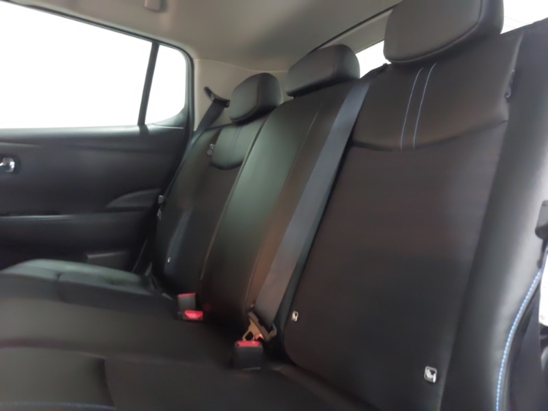 Used Nissan Leaf 2021 for sale - 77731777: Photo 6