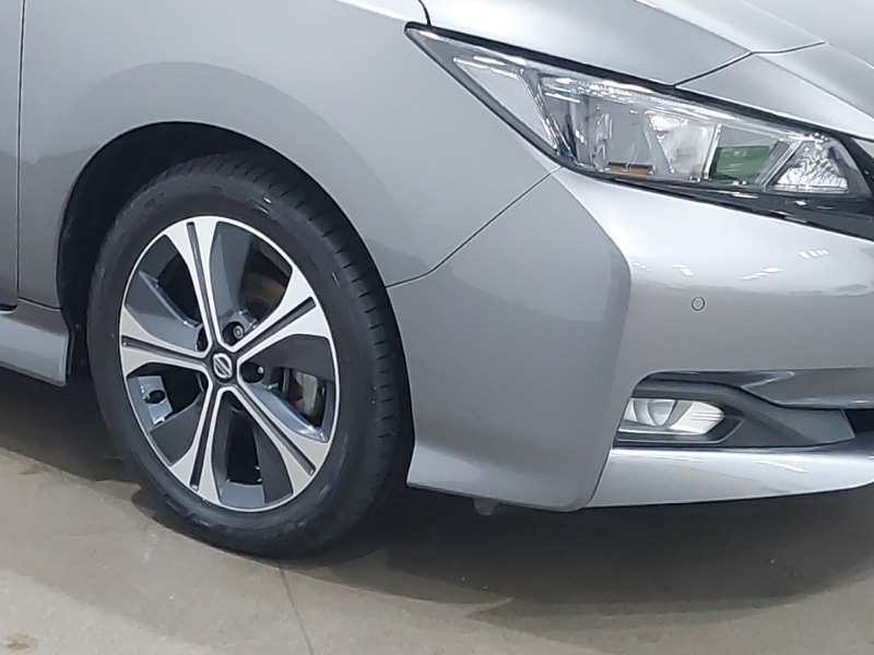 Used Nissan Leaf 2021 for sale - 77731777: Photo 9