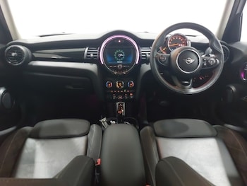 Used MINI Cooper 2019 for sale - 78837601: Photo