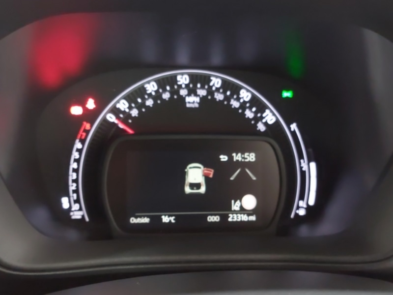 Used Toyota Aygo X 2022 for sale - 77008726: Photo 11