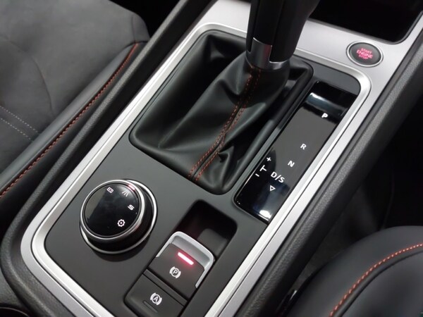 Used SEAT Ateca 2024 for sale - 75640604: Photo 18