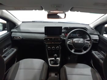 Used Dacia Sandero Stepway 2024 for sale - 78924585: Photo