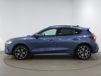 Used Ford Focus 2022 for sale - 78727849: Photo