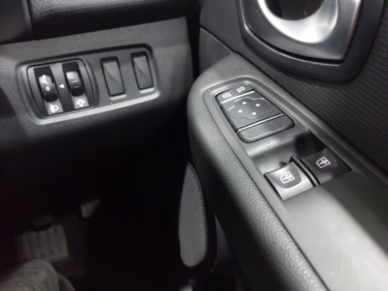 Used Renault Clio 2018 for sale - 77690150: Photo 13