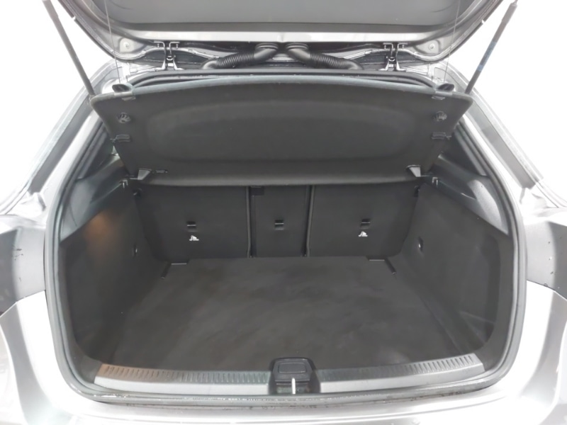 Used Mercedes-Benz A-Class 2020 for sale - 77130136: Photo 8