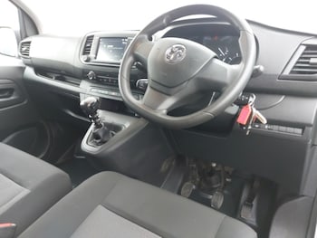Used Vauxhall Vivaro 2023 for sale - 77782247: Photo