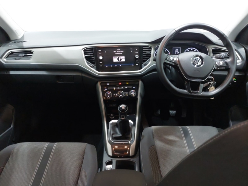 Used Volkswagen T-Roc 2020 for sale - 77536776: Photo 2