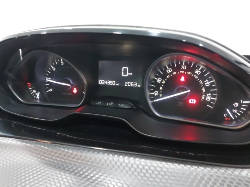Used Peugeot 208 2018 for sale - 76397483: Photo 11