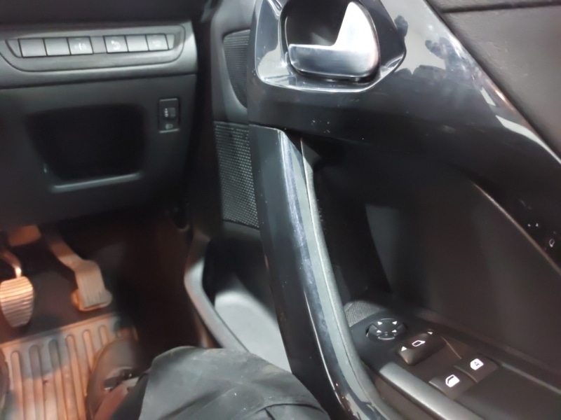 Used Peugeot 208 2018 for sale - 76397483: Photo 13