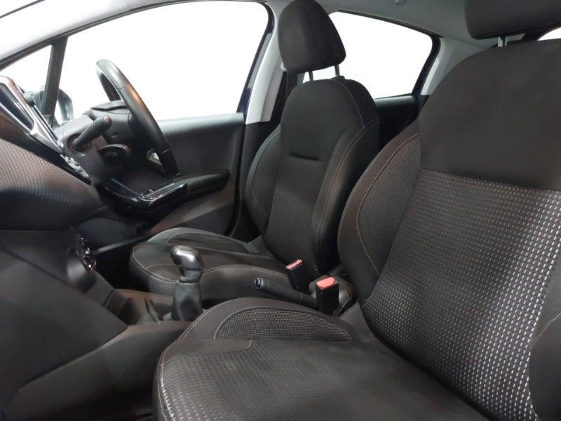 Used Peugeot 208 2018 for sale - 76397483: Photo 5