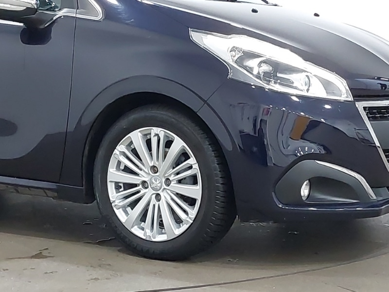 Used Peugeot 208 2018 for sale - 76397483: Photo 9