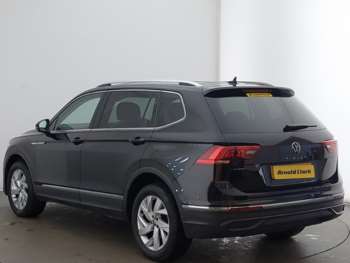 Used Volkswagen Tiguan Allspace 2023 for sale - 74831439: Photo