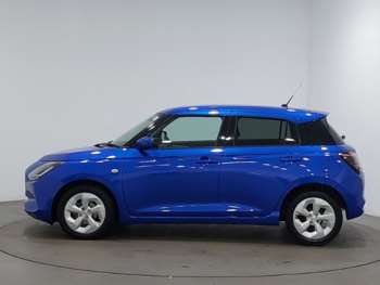 Used Suzuki Swift 2024 for sale - 74636562: Photo
