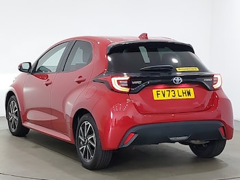 Used Toyota Yaris 2023 for sale - 78889899: Photo