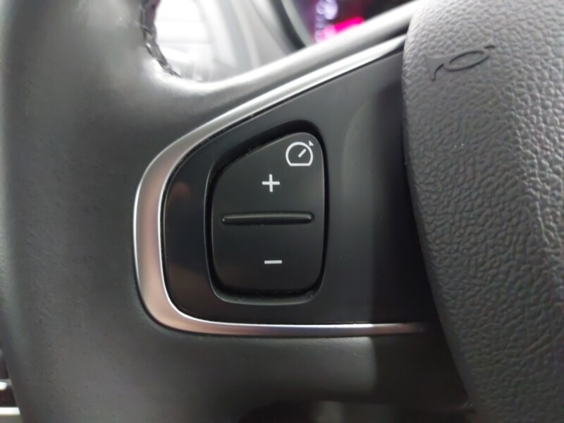 Used Renault Captur 2018 for sale - 77816292: Photo 15