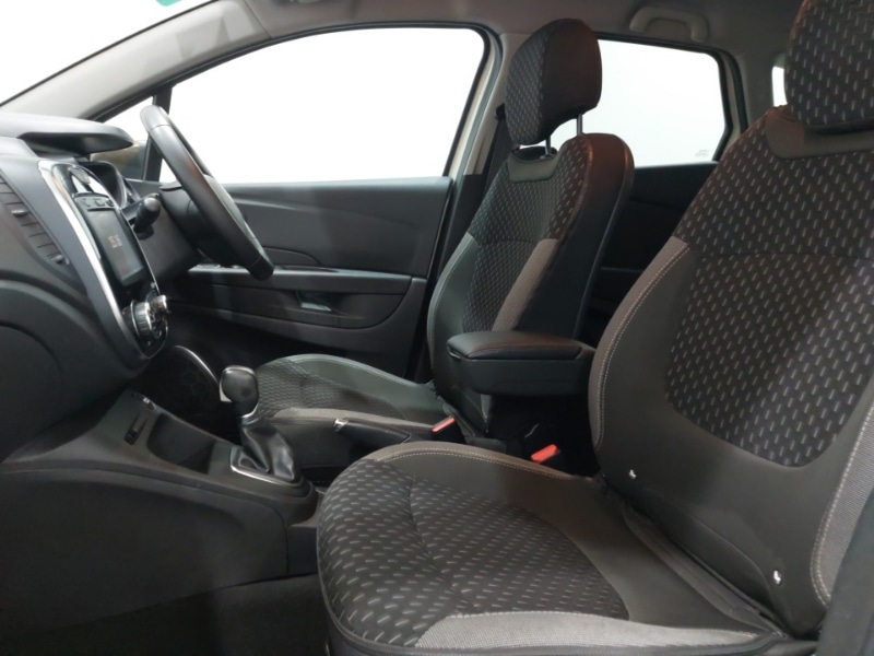 Used Renault Captur 2018 for sale - 77816292: Photo 5