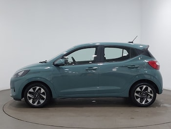 Used Hyundai i10 2023 for sale - 78355569: Photo