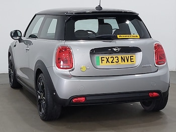 Used MINI Cooper 2023 for sale - 78503358: Photo