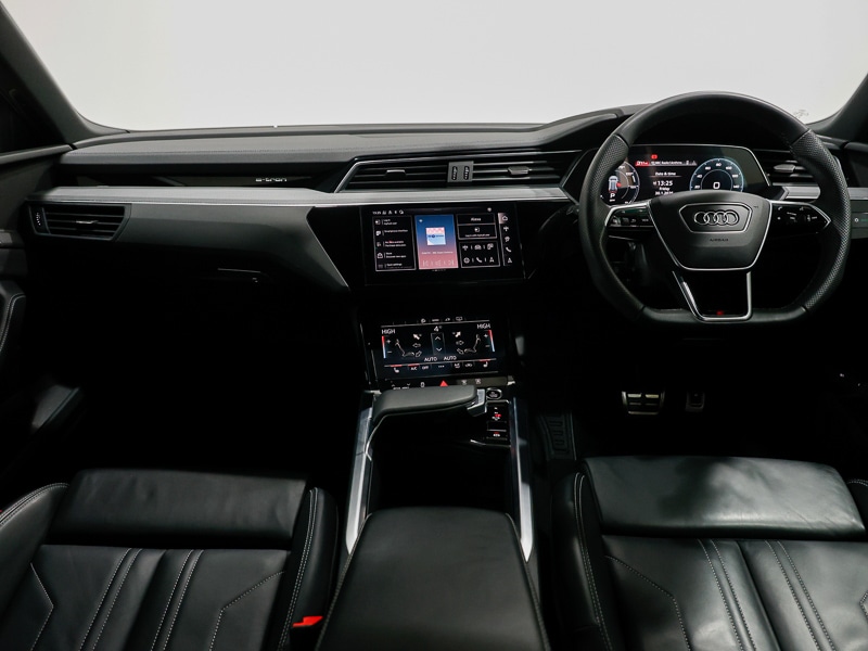 Used Audi Q8 2024 for sale - 77419010: Photo 2