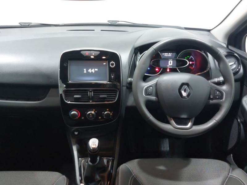 Used Renault Clio 2018 for sale - 77651796: Photo 10