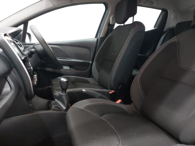 Used Renault Clio 2018 for sale - 77651796: Photo 5