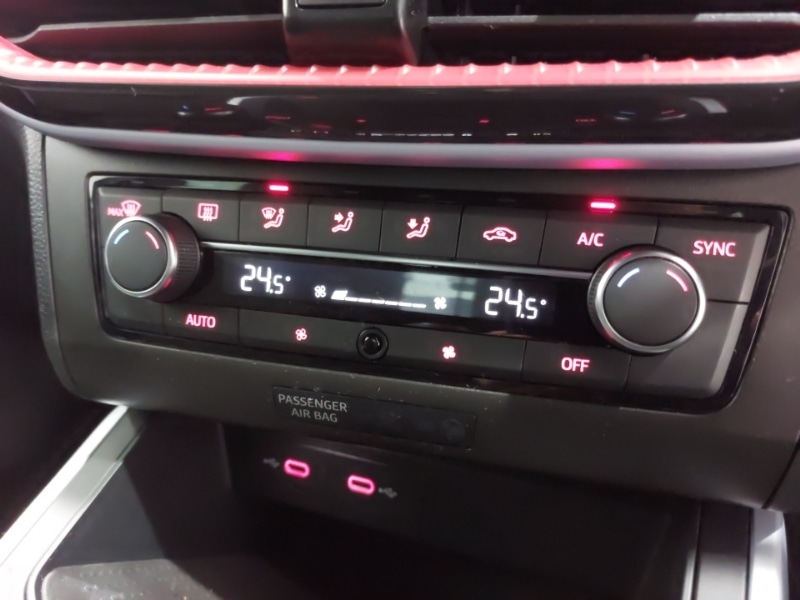 Used SEAT Arona 2023 for sale - 77635846: Photo 17