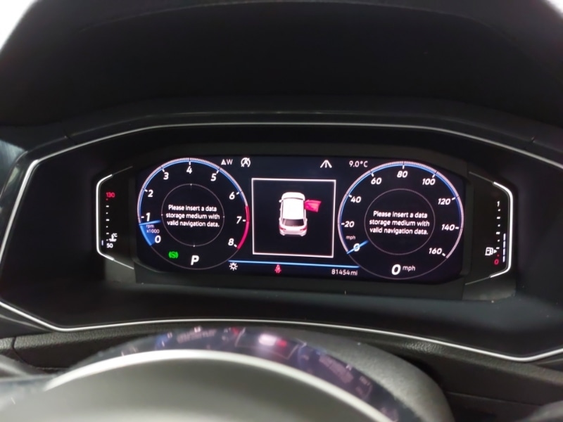 Used Volkswagen T-Roc 2019 for sale - 76860675: Photo 11