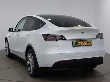 Used Tesla Model Y 2022 for sale - 77114988: Photo