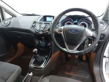 Used Ford Fiesta 2017 for sale - 77664256: Photo